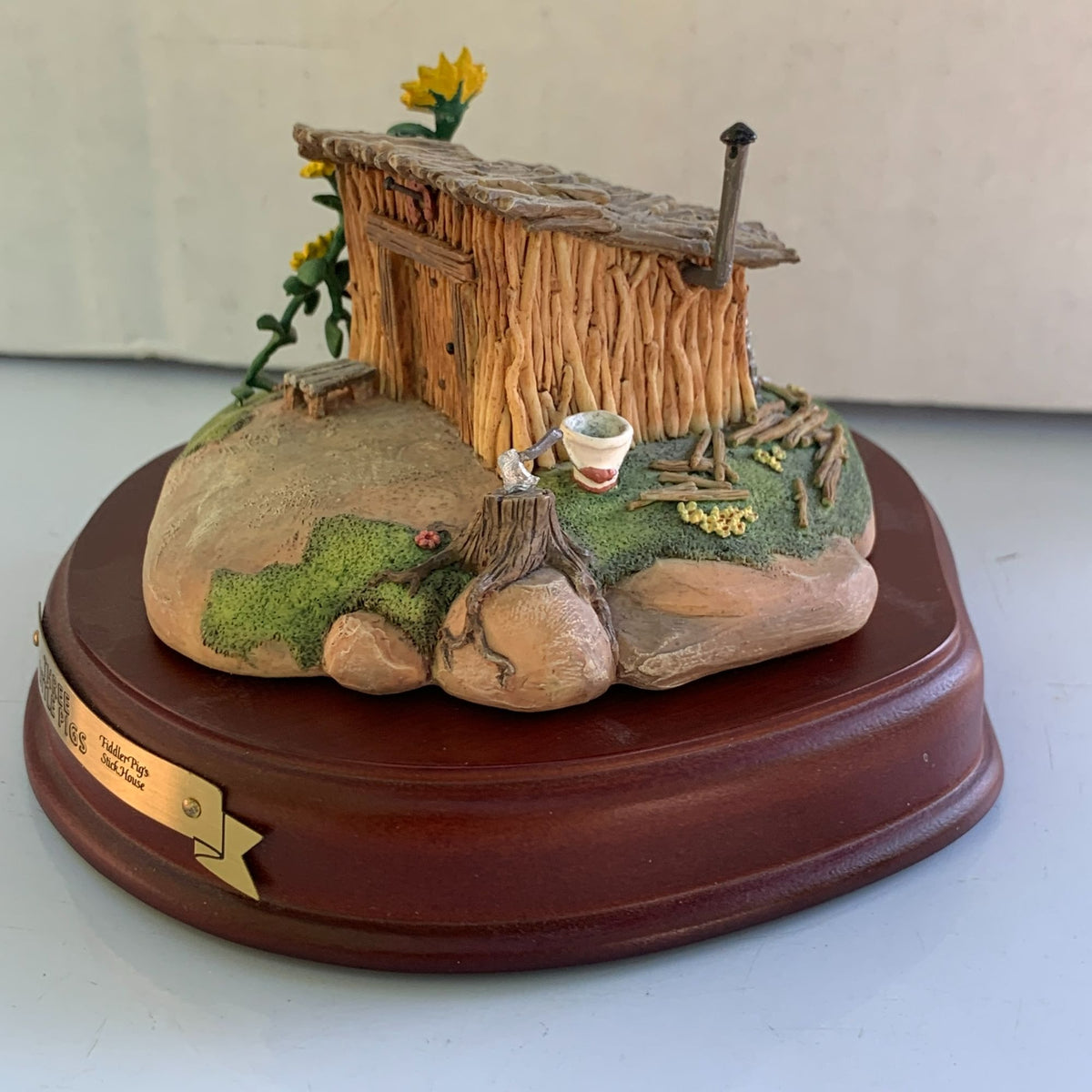 WDCC Enchanted Places - Miniature Captain Hook + Box & COA 