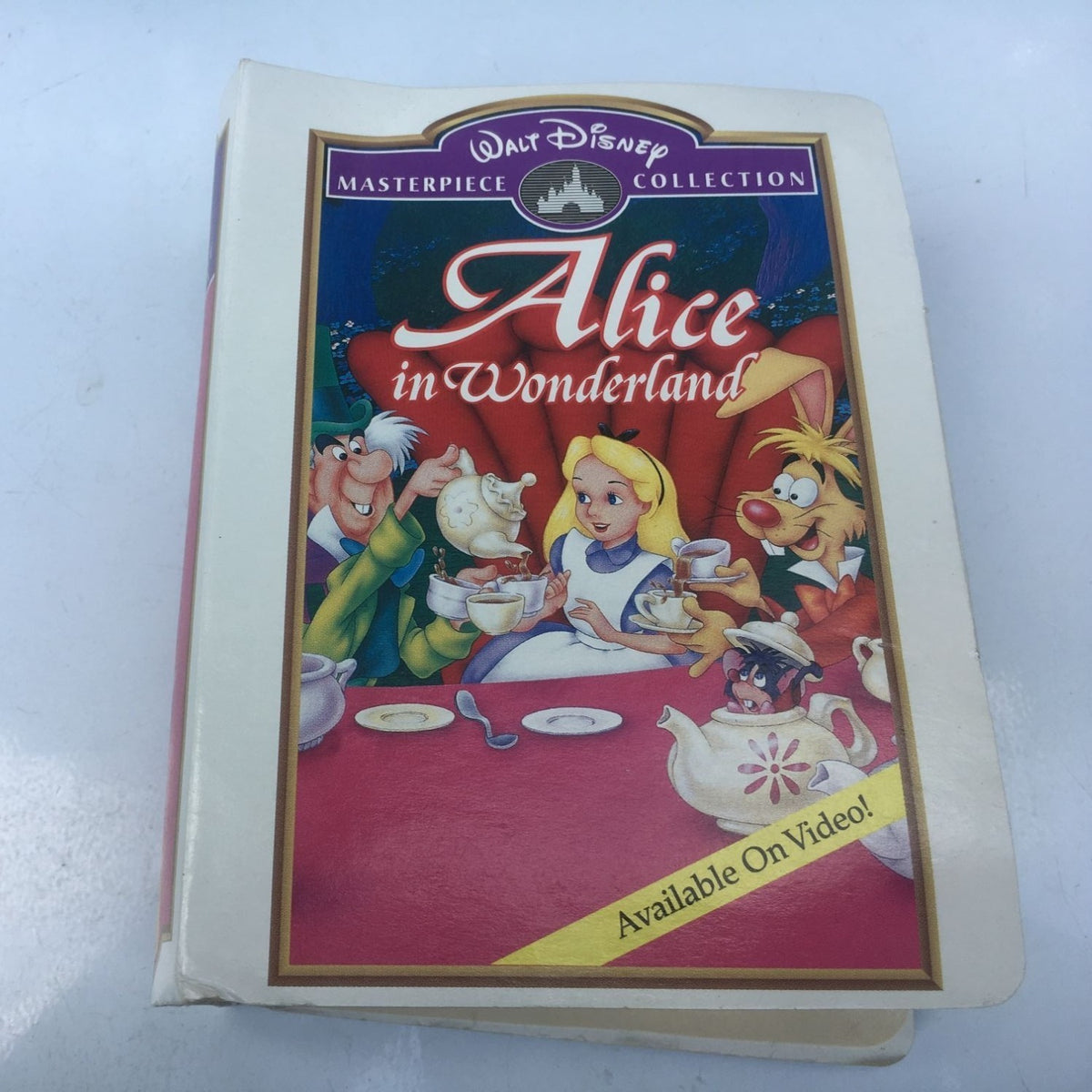 Vintage 1995 Alice in Wonderland Disney Masterpiece - Depop