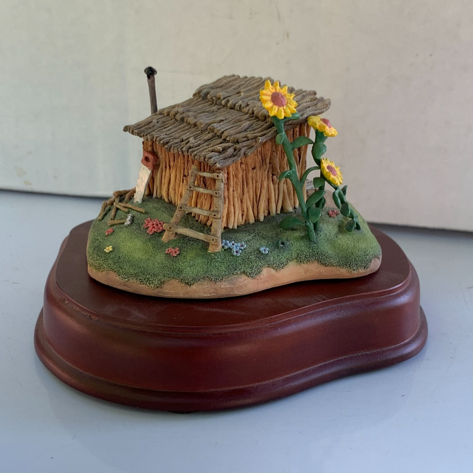 WDCC Enchanted Places - Miniature Captain Hook + Box & COA 