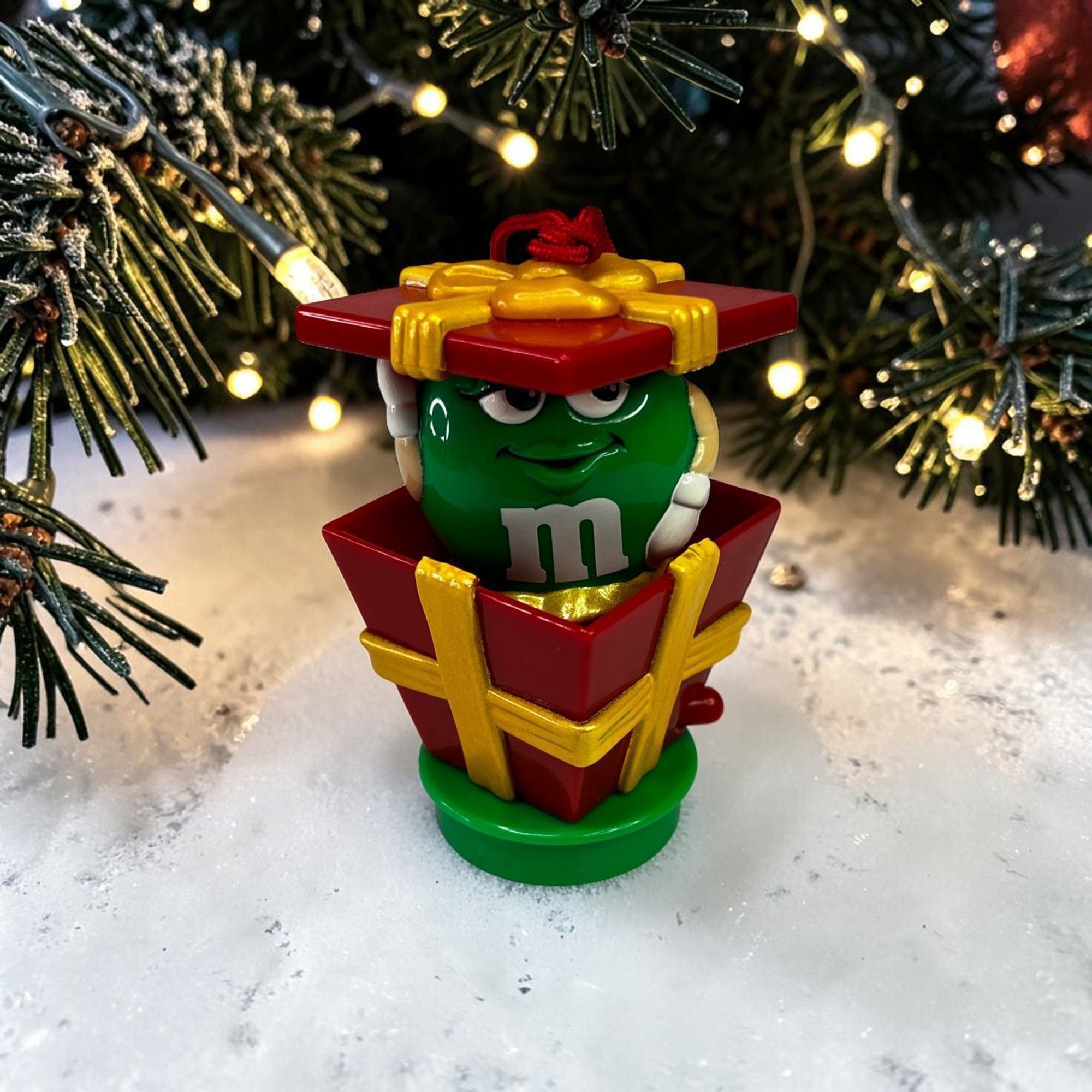 【レア】M&M's Animated Christmas Ornament M&Ms Green Character Vintage Christmas Ornament Pop Up Gift Box